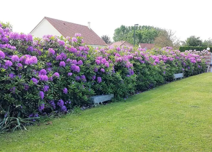 Homestay 2 Privees Dans Un Jardin D'hiver, Garage Voiture, Velos, Motos *